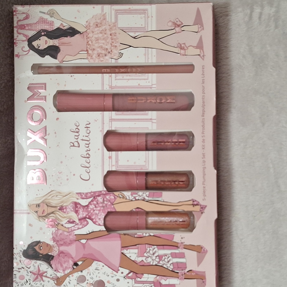 New BUXOM Babe Celebration Ltd Edition 5 piece plumping lip set